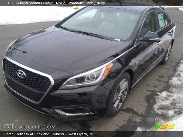 2017 Hyundai Sonata Limited Hybrid in Phantom Black