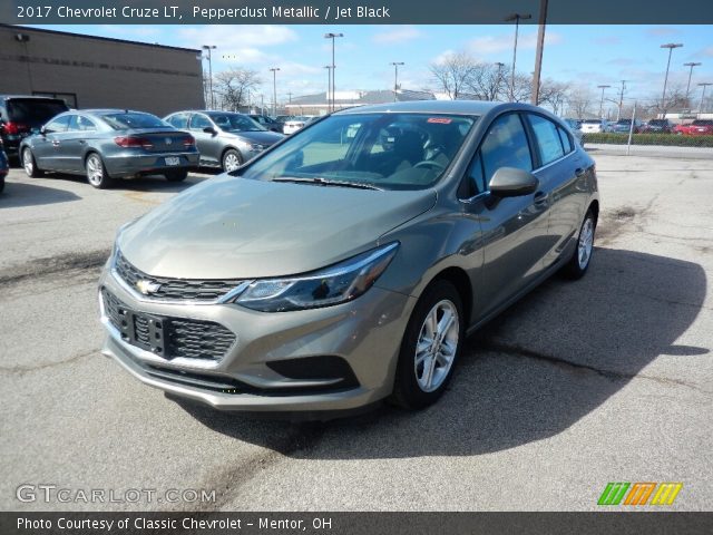 2017 Chevrolet Cruze LT in Pepperdust Metallic