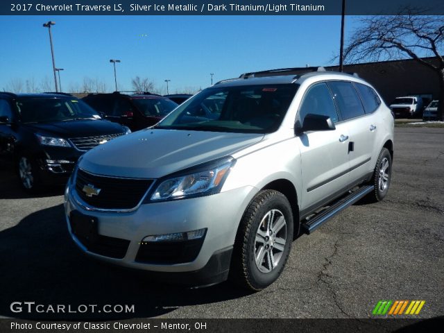 2017 Chevrolet Traverse LS in Silver Ice Metallic