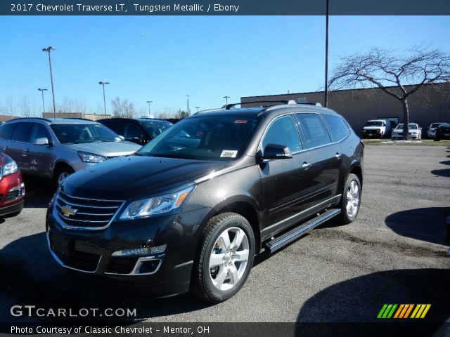 2017 Chevrolet Traverse LT in Tungsten Metallic