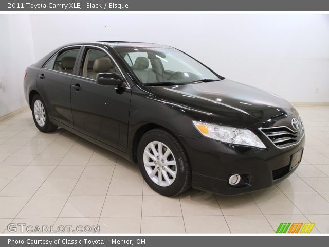 2011 Toyota Camry XLE in Black