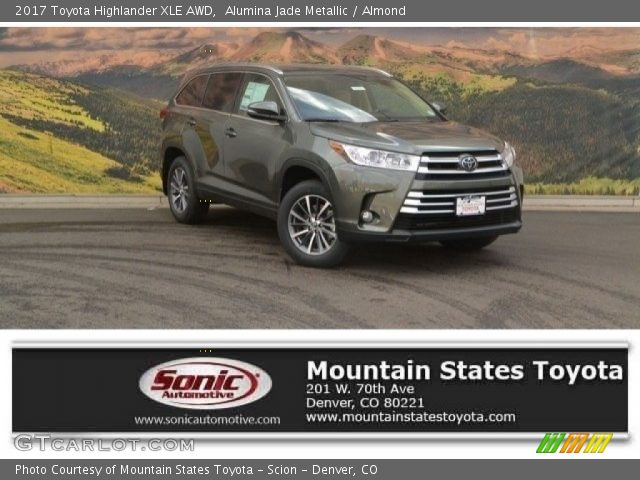 2017 Toyota Highlander XLE AWD in Alumina Jade Metallic