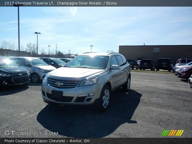2017 Chevrolet Traverse LT in Champagne Silver Metallic