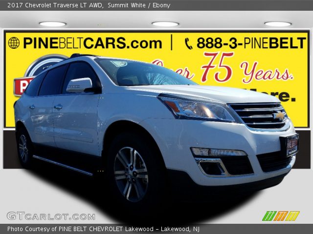 2017 Chevrolet Traverse LT AWD in Summit White
