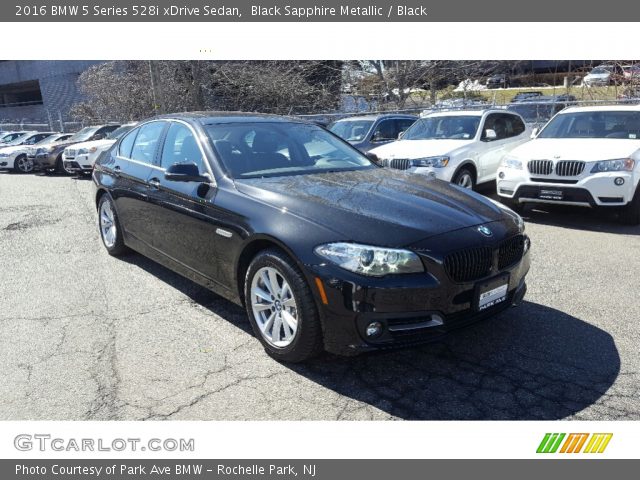 2016 BMW 5 Series 528i xDrive Sedan in Black Sapphire Metallic