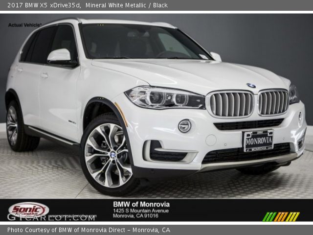 2017 BMW X5 xDrive35d in Mineral White Metallic