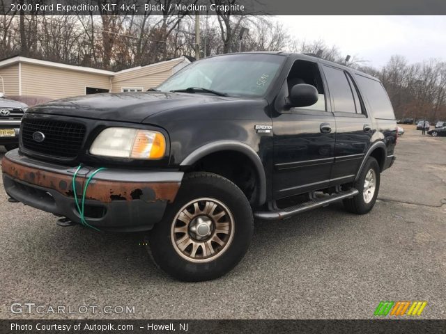2000 Ford Expedition XLT 4x4 in Black