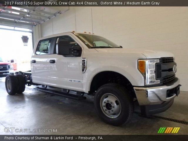 2017 Ford F350 Super Duty XL Crew Cab 4x4 Chassis in Oxford White