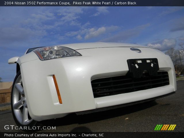 2004 Nissan 350Z Performance Coupe in Pikes Peak White Pearl