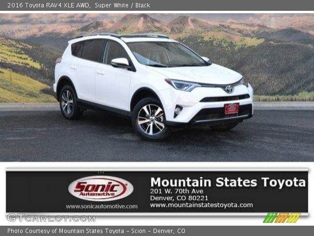 2016 Toyota RAV4 XLE AWD in Super White