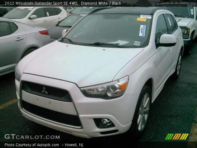 2012 Mitsubishi Outlander Sport SE 4WD in Diamond White