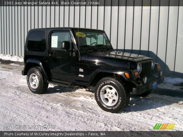 2003 Jeep Wrangler Sahara 4x4 in Black Clearcoat