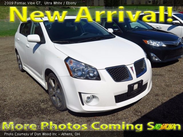 2009 Pontiac Vibe GT in Ultra White