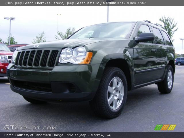 2009 Jeep Grand Cherokee Laredo in Jeep Green Metallic