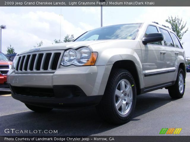 2009 Jeep Grand Cherokee Laredo in Light Graystone Pearl