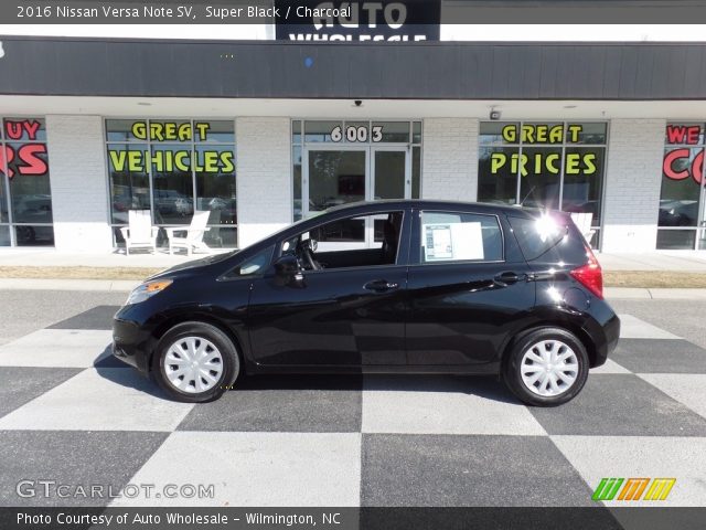 2016 Nissan Versa Note SV in Super Black