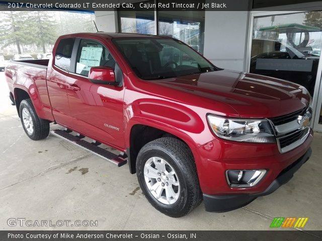 2017 Chevrolet Colorado LT Extended Cab in Cajun Red Tintcoat
