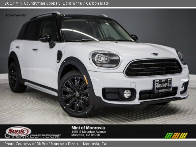 2017 Mini Countryman Cooper in Light White