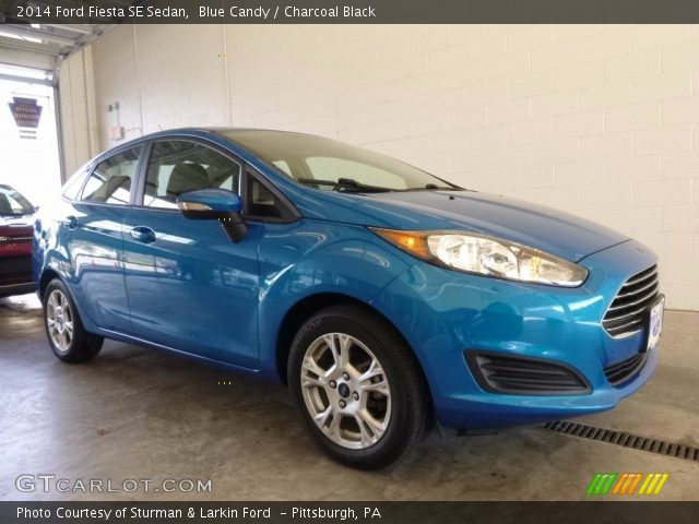 2014 Ford Fiesta SE Sedan in Blue Candy