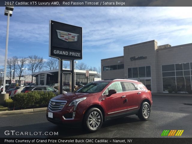 2017 Cadillac XT5 Luxury AWD in Red Passion Tintcoat