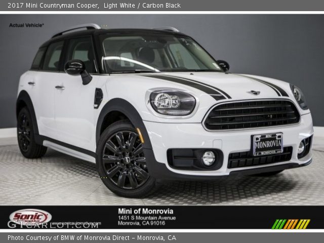 2017 Mini Countryman Cooper in Light White