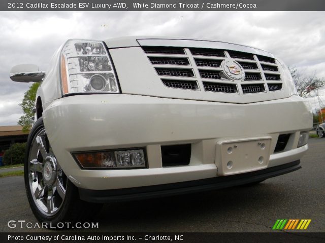 2012 Cadillac Escalade ESV Luxury AWD in White Diamond Tricoat