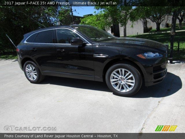 2017 Jaguar F-PACE 35t AWD Prestige in Ultimate Black