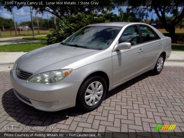 2006 Toyota Camry LE in Lunar Mist Metallic
