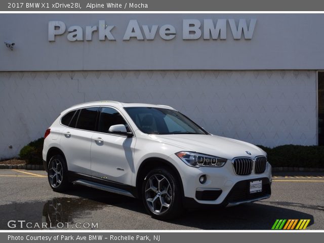2017 BMW X1 xDrive28i in Alpine White