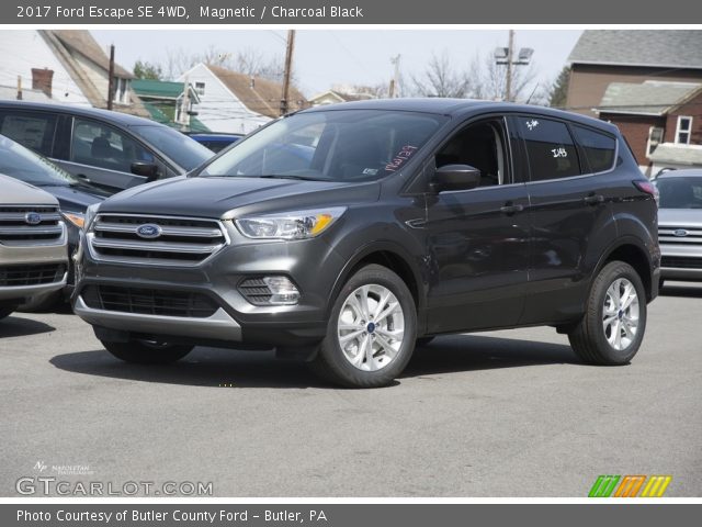 2017 Ford Escape SE 4WD in Magnetic