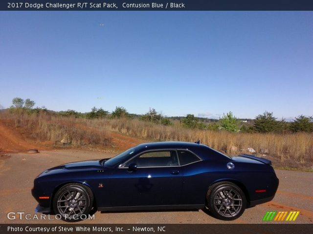 2017 Dodge Challenger R/T Scat Pack in Contusion Blue