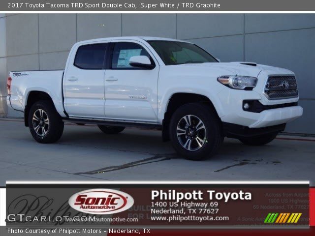 2017 Toyota Tacoma TRD Sport Double Cab in Super White