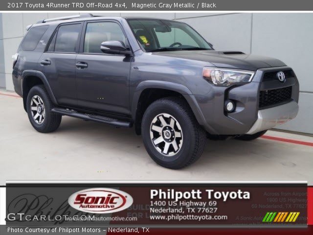 2017 Toyota 4Runner TRD Off-Road 4x4 in Magnetic Gray Metallic