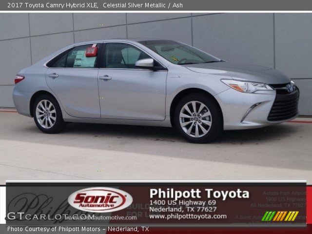 2017 Toyota Camry Hybrid XLE in Celestial Silver Metallic