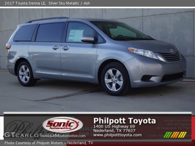 2017 Toyota Sienna LE in Silver Sky Metallic