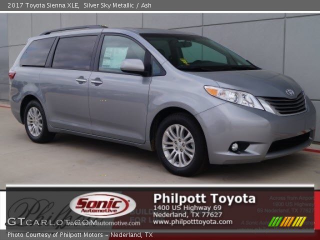 2017 Toyota Sienna XLE in Silver Sky Metallic