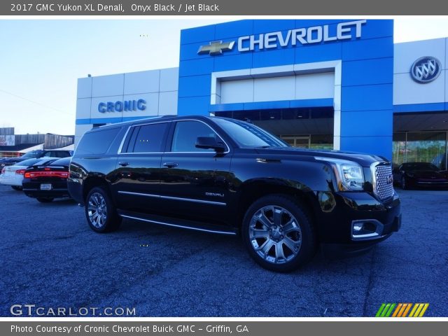 2017 GMC Yukon XL Denali in Onyx Black