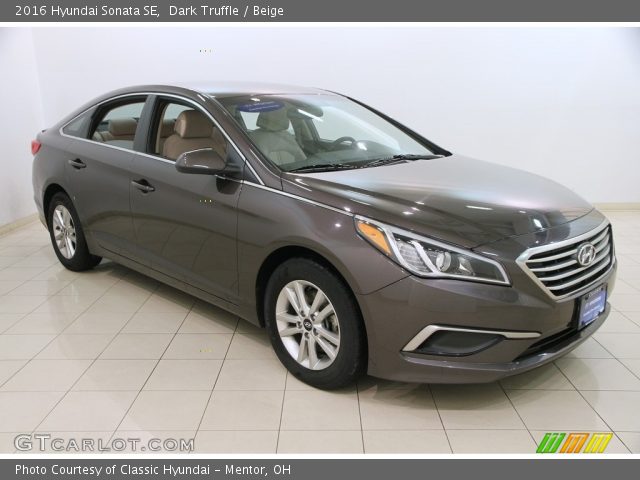 2016 Hyundai Sonata SE in Dark Truffle