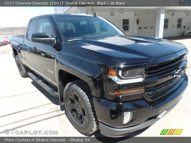 2017 Chevrolet Silverado 1500 LT Double Cab 4x4 in Black