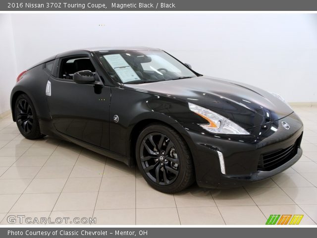 2016 Nissan 370Z Touring Coupe in Magnetic Black
