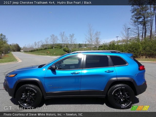 2017 Jeep Cherokee Trailhawk 4x4 in Hydro Blue Pearl