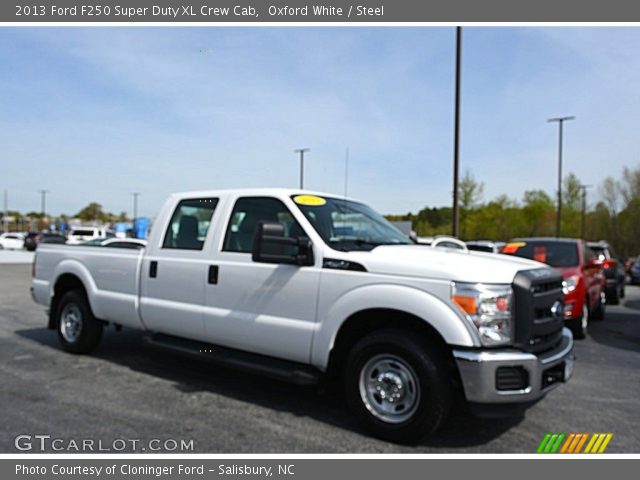 2013 Ford F250 Super Duty XL Crew Cab in Oxford White