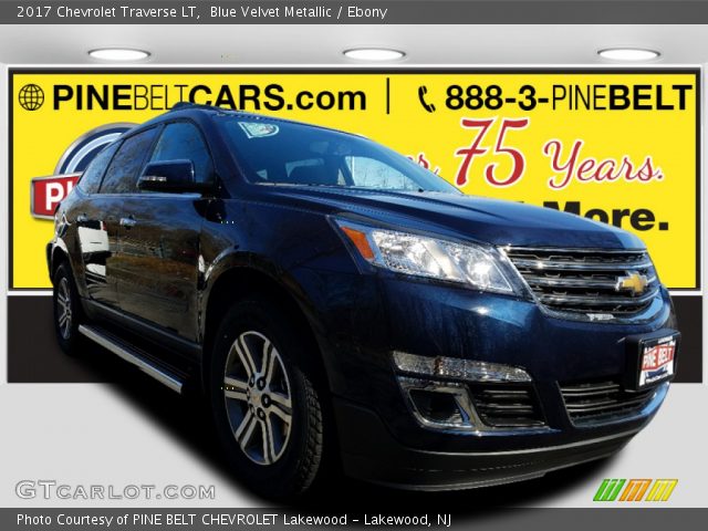 2017 Chevrolet Traverse LT in Blue Velvet Metallic