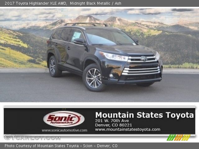 2017 Toyota Highlander XLE AWD in Midnight Black Metallic