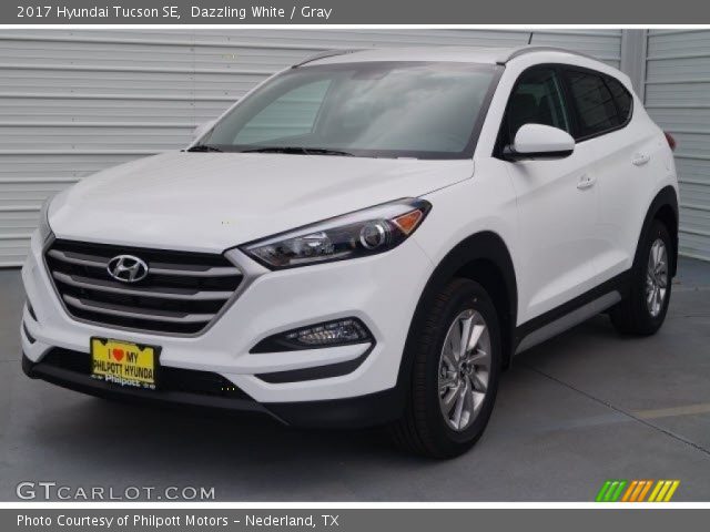 2017 Hyundai Tucson SE in Dazzling White