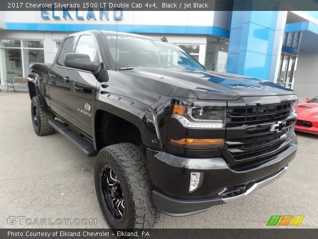 2017 Chevrolet Silverado 1500 LT Double Cab 4x4 in Black