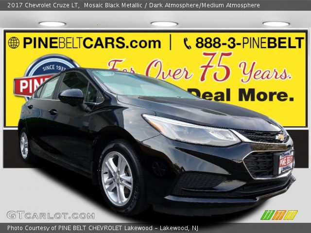 2017 Chevrolet Cruze LT in Mosaic Black Metallic
