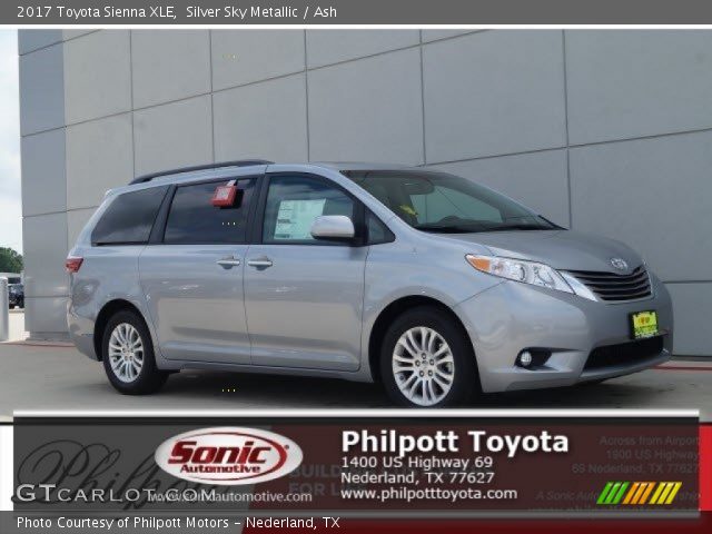 2017 Toyota Sienna XLE in Silver Sky Metallic