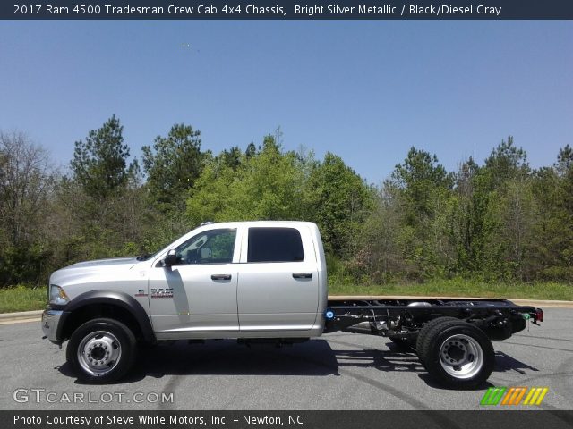 2017 Ram 4500 Tradesman Crew Cab 4x4 Chassis in Bright Silver Metallic