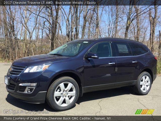 2017 Chevrolet Traverse LT AWD in Blue Velvet Metallic
